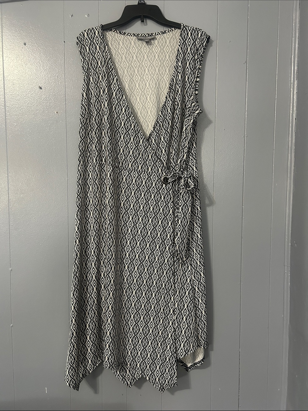 Jessica London Black & White Diamond-Print Asymmetrical Wrap Dress
